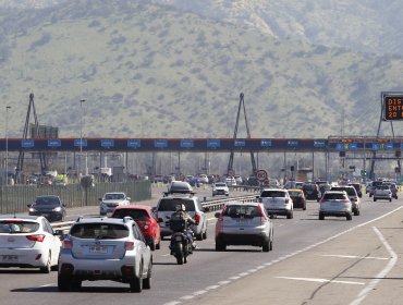 Se espera que 600 mil vehículos abandonen Santiago durante Fiestas Patrias