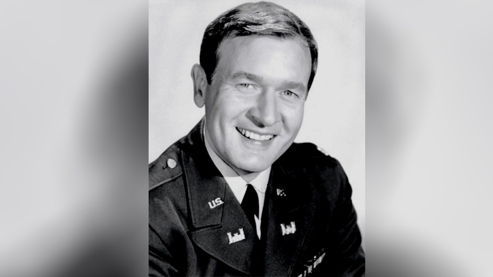 Duelo en seguidores de Mi Bella Genio: A los 91 años falleció el actor Bill Daily