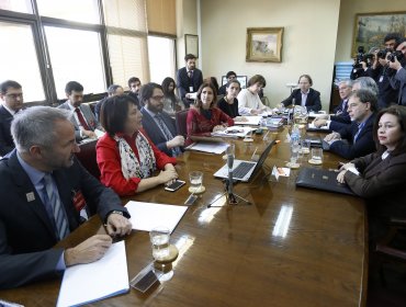 Presidenta de Enap reiteró inocencia de empresa por contaminación en Quintero