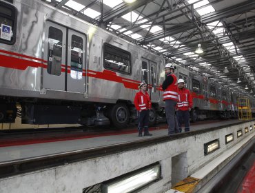 En la Línea 2 de Metro debutó el primer tren armado completamente en Chile