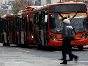 Contraloría cifra en $5,4 billones gasto en el Transantiago entre 2003 y 2016