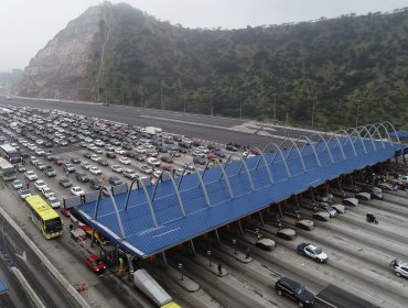 Carreteras: Atochamiento vehicular y velocidad promedio de 20 km/hr marcan jornada sabatina