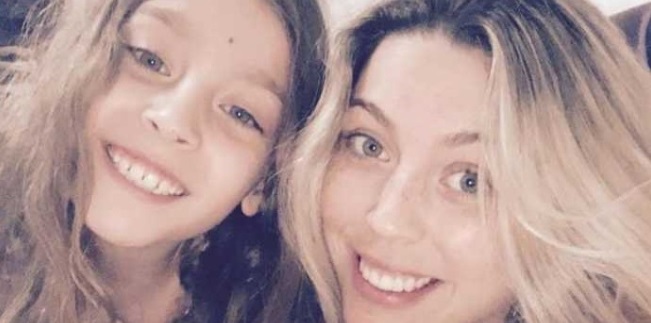 Fotos: Las increíbles vacaciones de Daniela Aranguiz y su pequeña hija