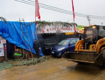 Tras la lluvias en Valparaíso así quedaron las fondas del Parque Alejo Barrios en Playa Ancha