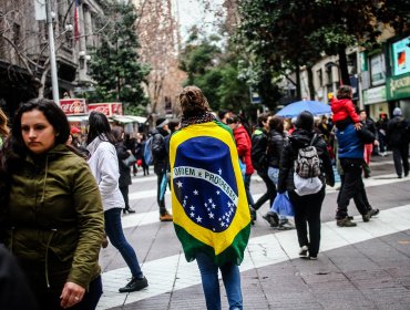 Bolsonaro y Haddad encabezan encuestas por la presidencia en Brasil