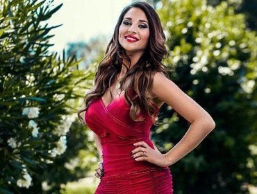 Perla desata debate en redes sociales por fotografía de su hija maquillada