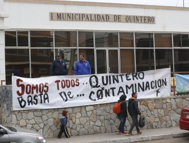 Comerciantes de Quintero piden bonos por impacto de crisis ambiental en la zona