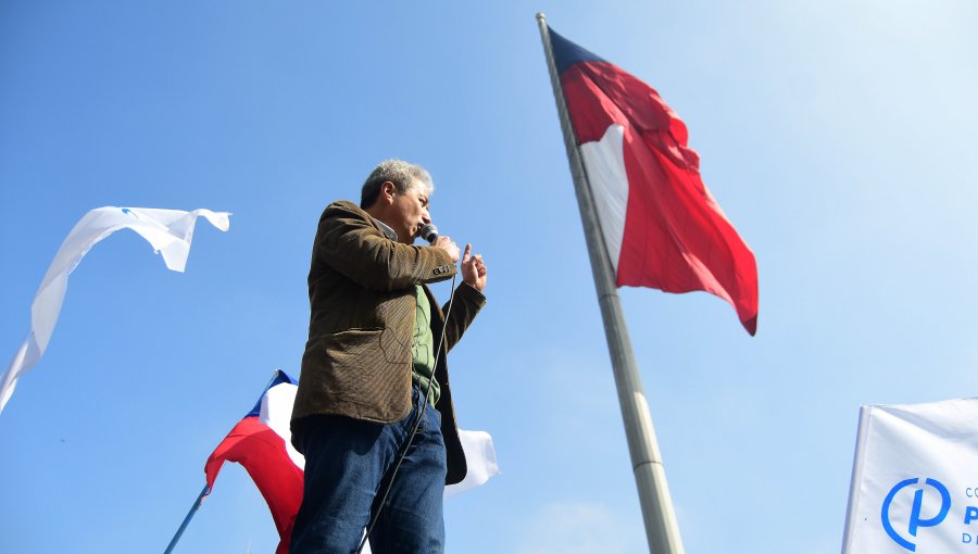 Paro Nacional de Profesores se inicia con marcha en Valparaíso