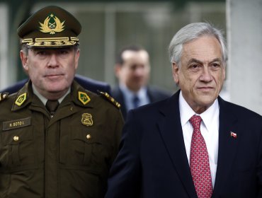 Presidente aprobó alto mando de Carabineros 2019: Cinco generales a retiro