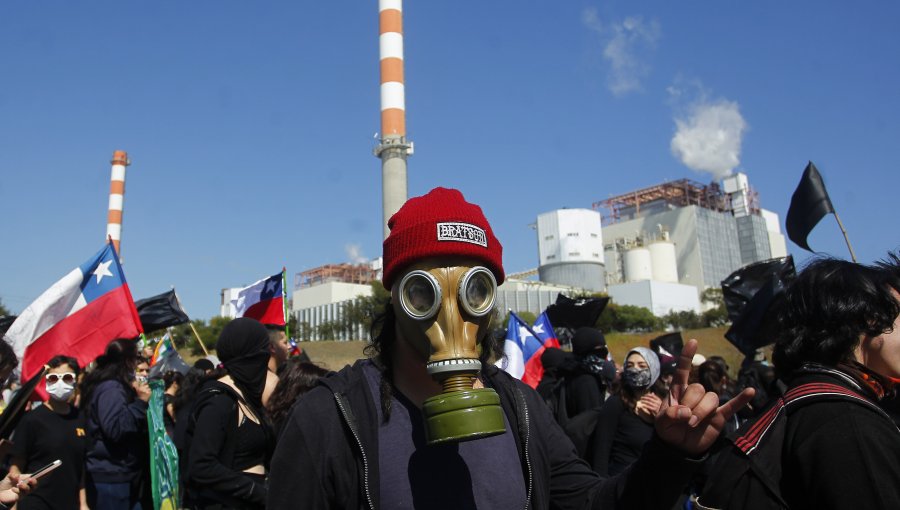 Contaminación en Quintero: Revelan estudio que muestra que normas chilenas son 10 veces menores a las de EEUU