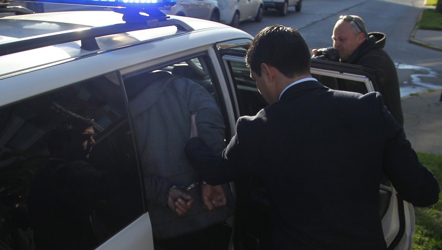 Detienen a un hombre acusado de extorsionar a un amigo con video sexual de ambos