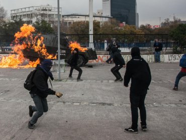 Profesora de Historia y Geografía fue detenida por portar una bomba molotov