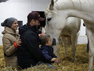 Tras seis meses, Javiera Suárez celebra que terminó con su tratamiento de quimioterapia