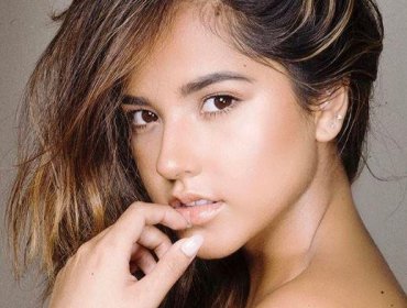 Becky G publica fotografía donde aparece sin maquillaje y luce prácticamente irreconocible
