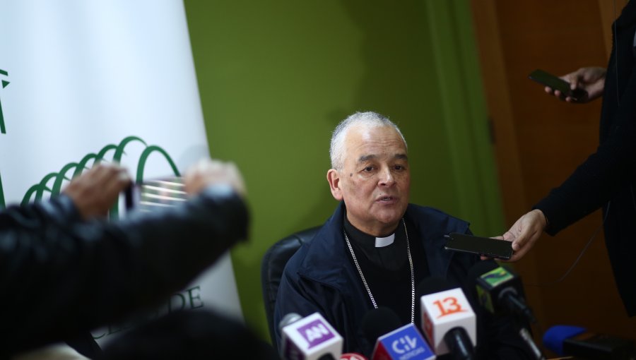 Ex obispo Pellegrin revela nueva denuncia contra Cox por abuso sexual a menor
