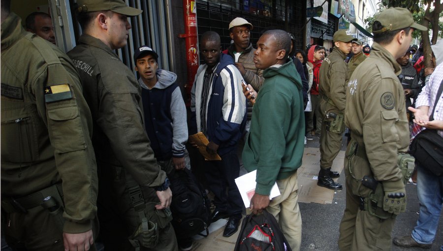 Haitianos aseguran que plan humanitario del gobierno es una "deportación"