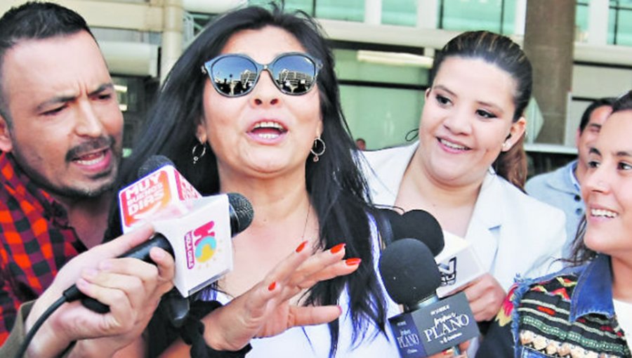Caos en aeropuerto de Santiago: Llegada de Tatiana Marino terminó con la prensa y los guardias en una pelea a golpes