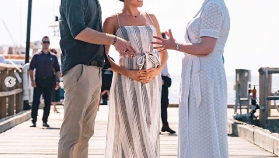 Meghan Markle vuelve a romper el protocolo de vestuario durante la gira por Australia con el príncipe Harry
