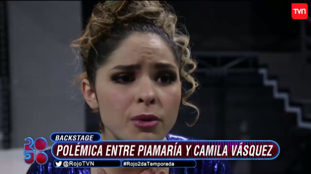 Dura pelea en "Rojo": Nuevamente Piamaría y Camila tienen disputa en pantalla