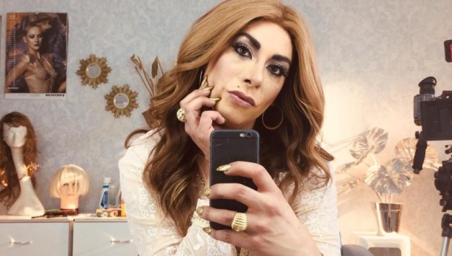 Nuevo logro de Stephanie Fox: La Botota protagoniza hilarante comercial de lubricantes