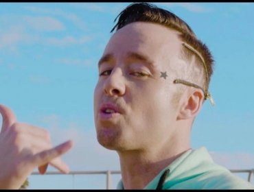 Jon James McMurray muere en medio de filmación de videoclip tras caer desde una avioneta
