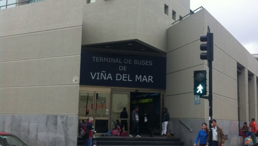 Pasajero volvió al terminal a buscar su maleta y fue detenido por tráfico de drogas en Viña del Mar