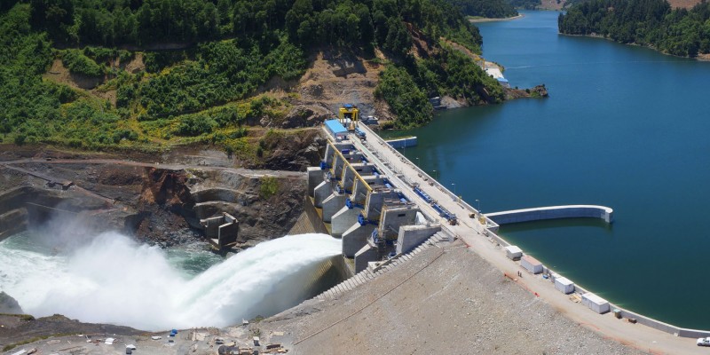 Embalse Colbún: Decretan Alerta Temprana Preventiva en tres regiones del centro sur