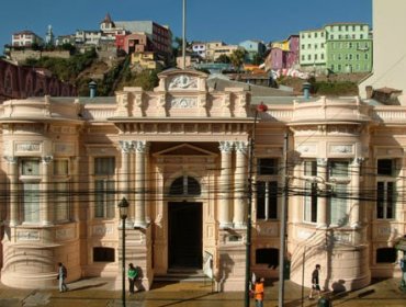 Municipio de Valparaíso desmintió venta del Palacio Lyon donde funciona el Museo de Historia Natural