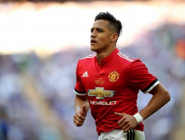 Alexis fue titular y entregó asistencia en triunfo del United sobre Bournemouth