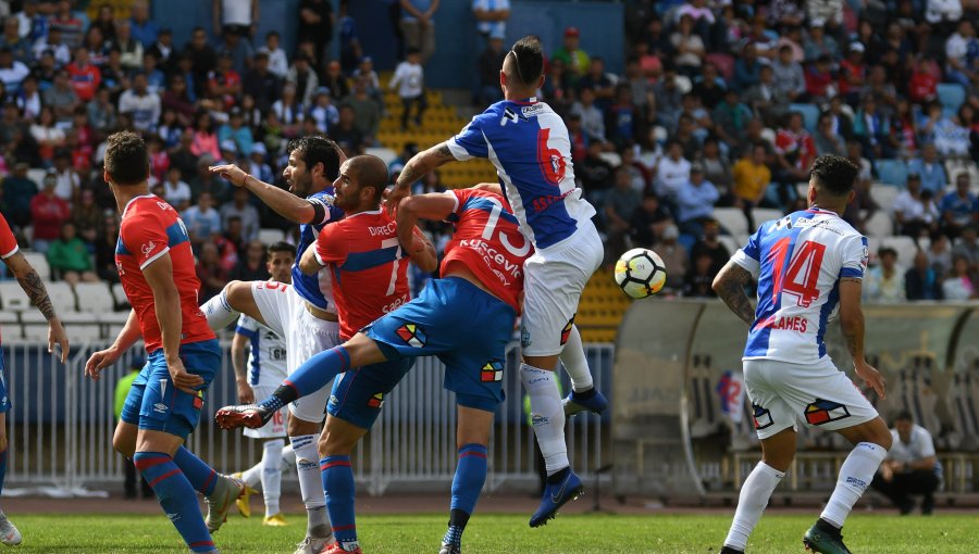 Punto de Campeonato consiguen los Cruzados frente a Antofagasta