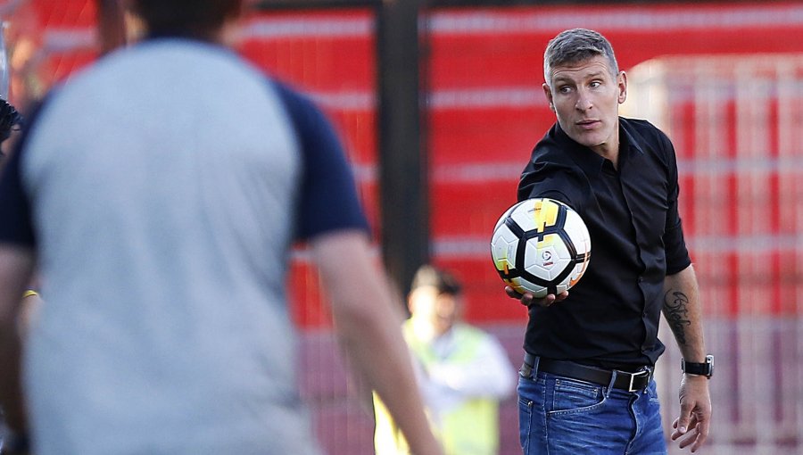 Martín Palermo no sería considerado para asumir la banca de Colo Colo