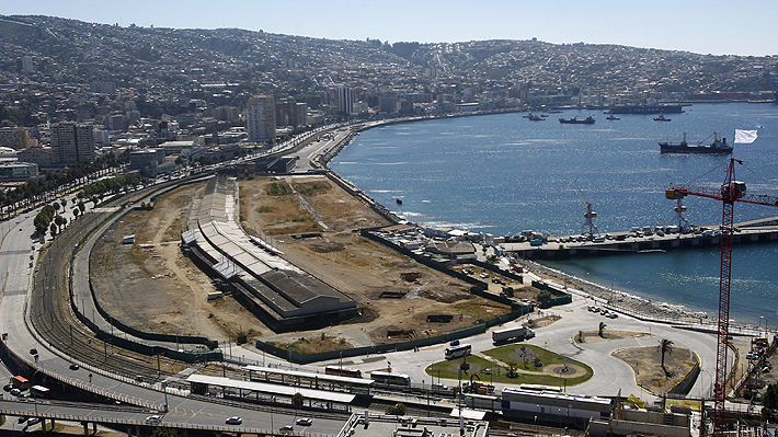 Expertos de 21 países han enviado propuestas para mejorar el Muelle Baron de Valparaíso