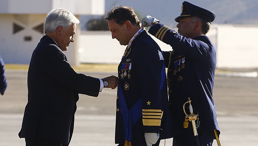 Presidente Piñera encabezó cambio de mando en la Fuerza Aérea