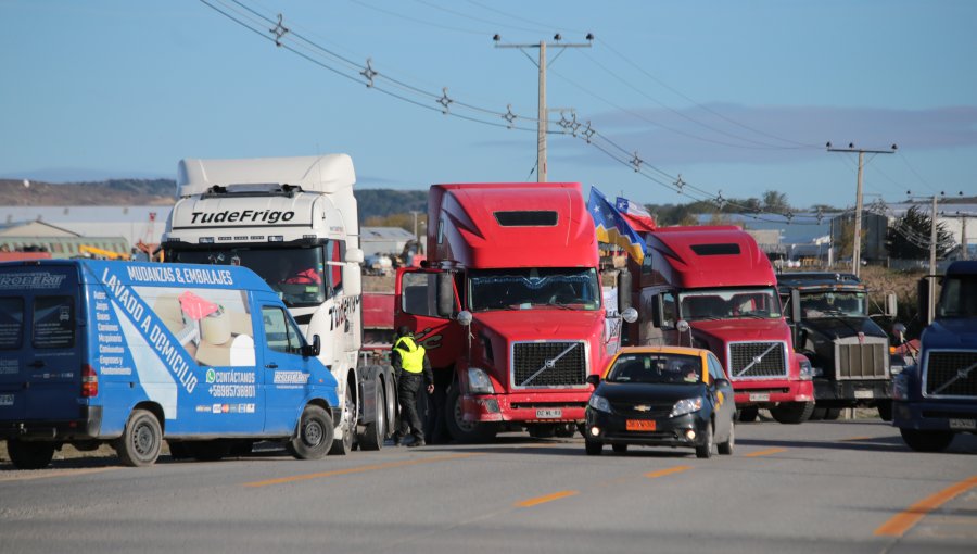 Transportistas anuncian aumento de sus tarifas por alza en el precio del Diesel