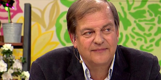 "Tiene derecho de estar ahí": Francisco Vidal defiende presencia de Patricia Maldonado