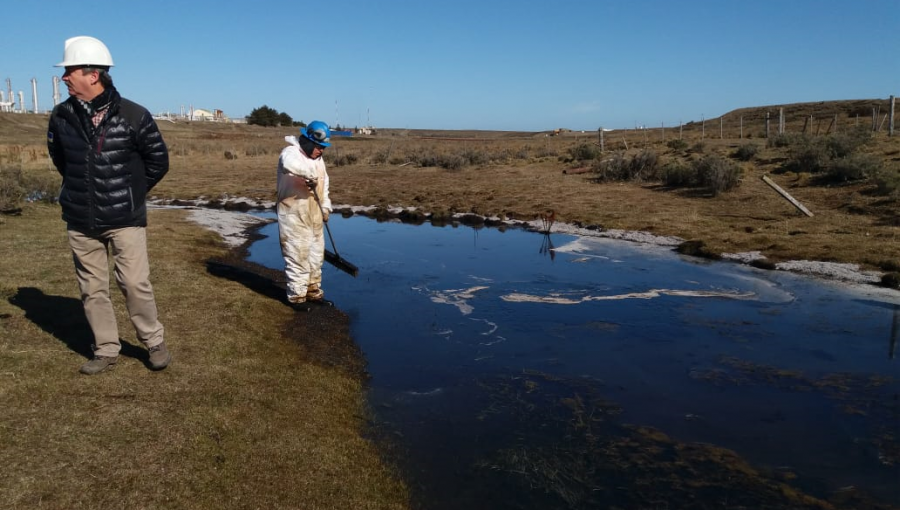 Tribunal Ambiental acepta demanda contra YPF por derrame en Magallanes