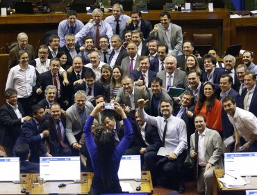 Cámara concluyó de madrugada el despacho del Presupuesto 2019 y pasó al Senado