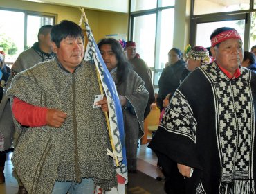 Padre de Catrillanca se acercó hasta el Congreso para hablar con parlamentarios