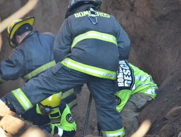 Olmué: Trabajador cae a pozo a seis metros de profundidad