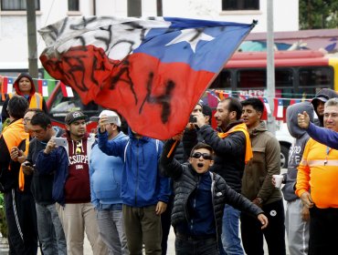 800 camiones esperan ingresar al Puerto de Valparaíso: 13 naves han sido desviadas