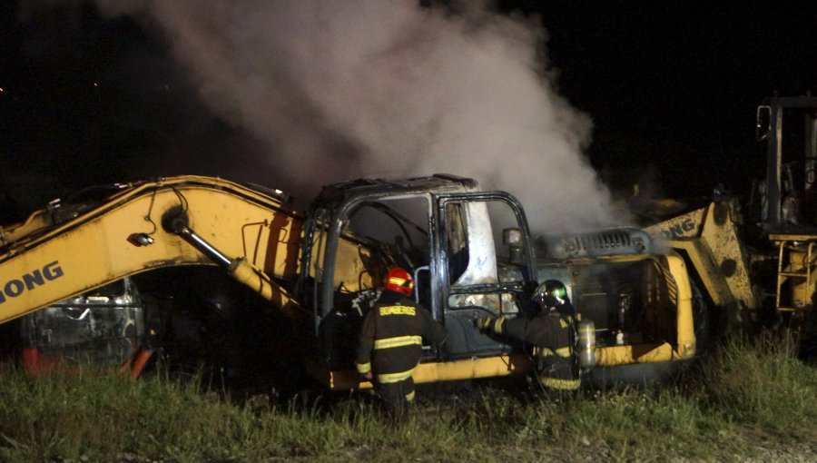 Nuevo atentado incendiario en Cañete: Quemaron camiones y maquinaria