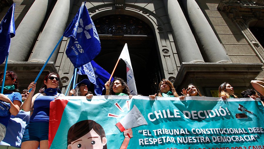 Mesa Acción por el Aborto y fallo del TC: "Beneficia a los privados y a las clínicas"