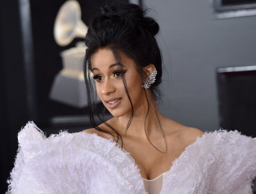 Por primera vez la rapera Cardi B muestra el rostro de su pequeña hija junto a Offset