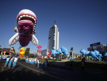 Miles de familias se reunieron en la Alameda por el desfile Paris Parade