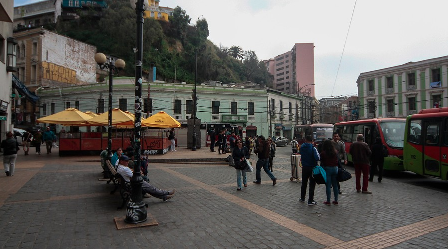 Movimiento Valparaíso Seguro exigió mayor seguridad en plaza Aníbal Pinto