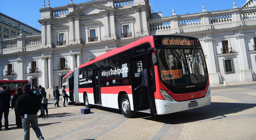 Flota de 100 buses eléctricos para el Transantiago ya viajan desde China