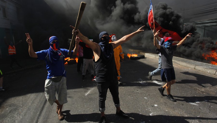 Aumenta la violencia en bloqueo del Puerto de Valparaíso ante la indiferencia del Gobierno y Autoridades