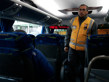 Transportes llama a contratar buses autorizados para paseos de fin de año