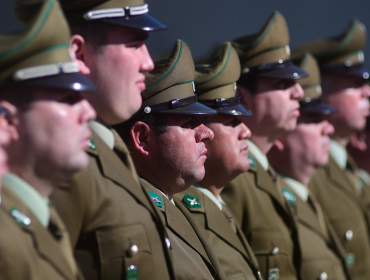 Jefe de Carabineros: "Cuestionamiento social se sustenta en una burda mentira"