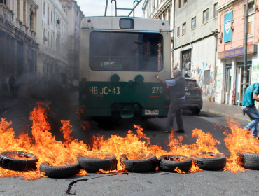 U. de Valparaíso repudió incidentes ocurridos en la Facultad de Derecho